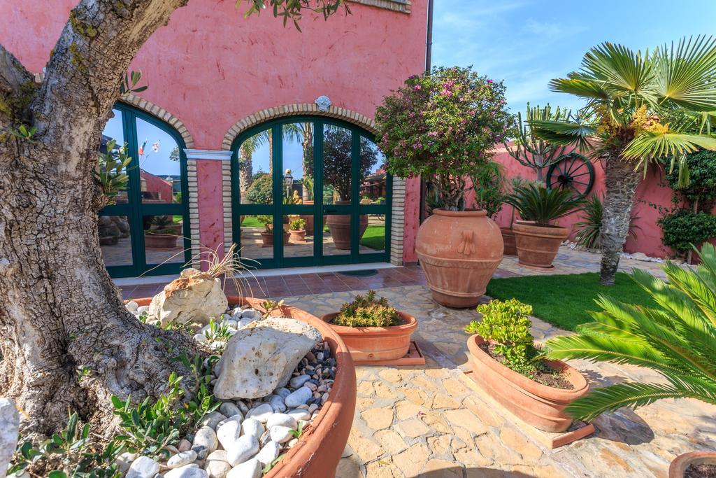 Casa Vacanze Villa Flumini Flumini di Quartu Esterno foto